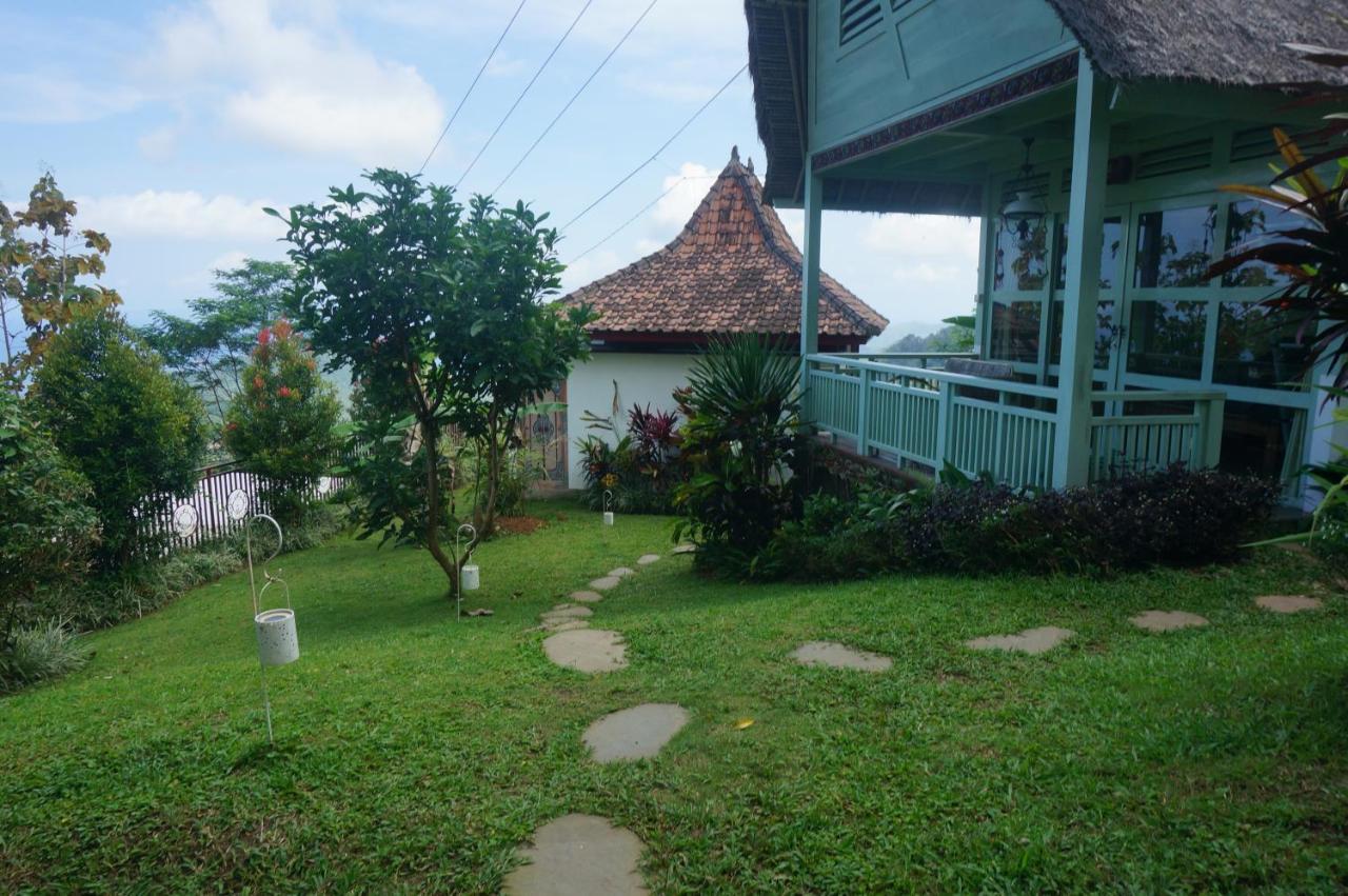 Manggis Garden Dive Resort Candi Dasa  Exterior photo